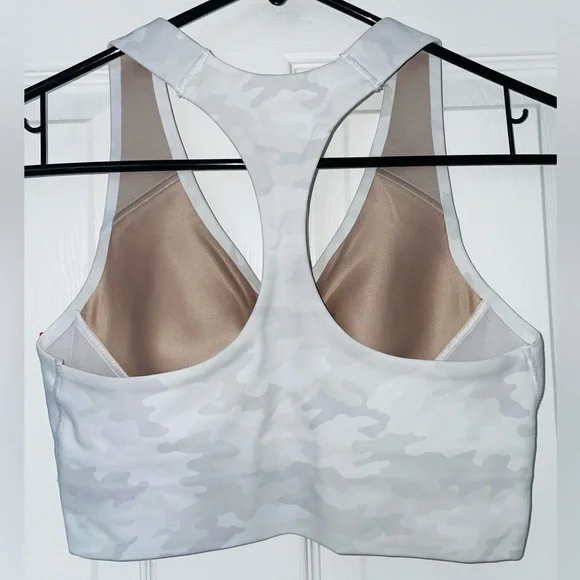 Spanx sports bra (XS) - Picture 6 of 12